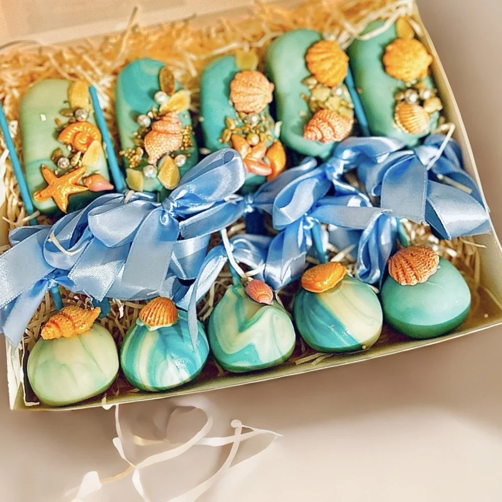 Seaside Bliss Chocolate Pops